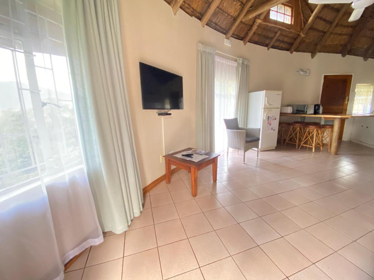 Magoebaskloof Mountain Lodge Тзанеен Екстериор снимка