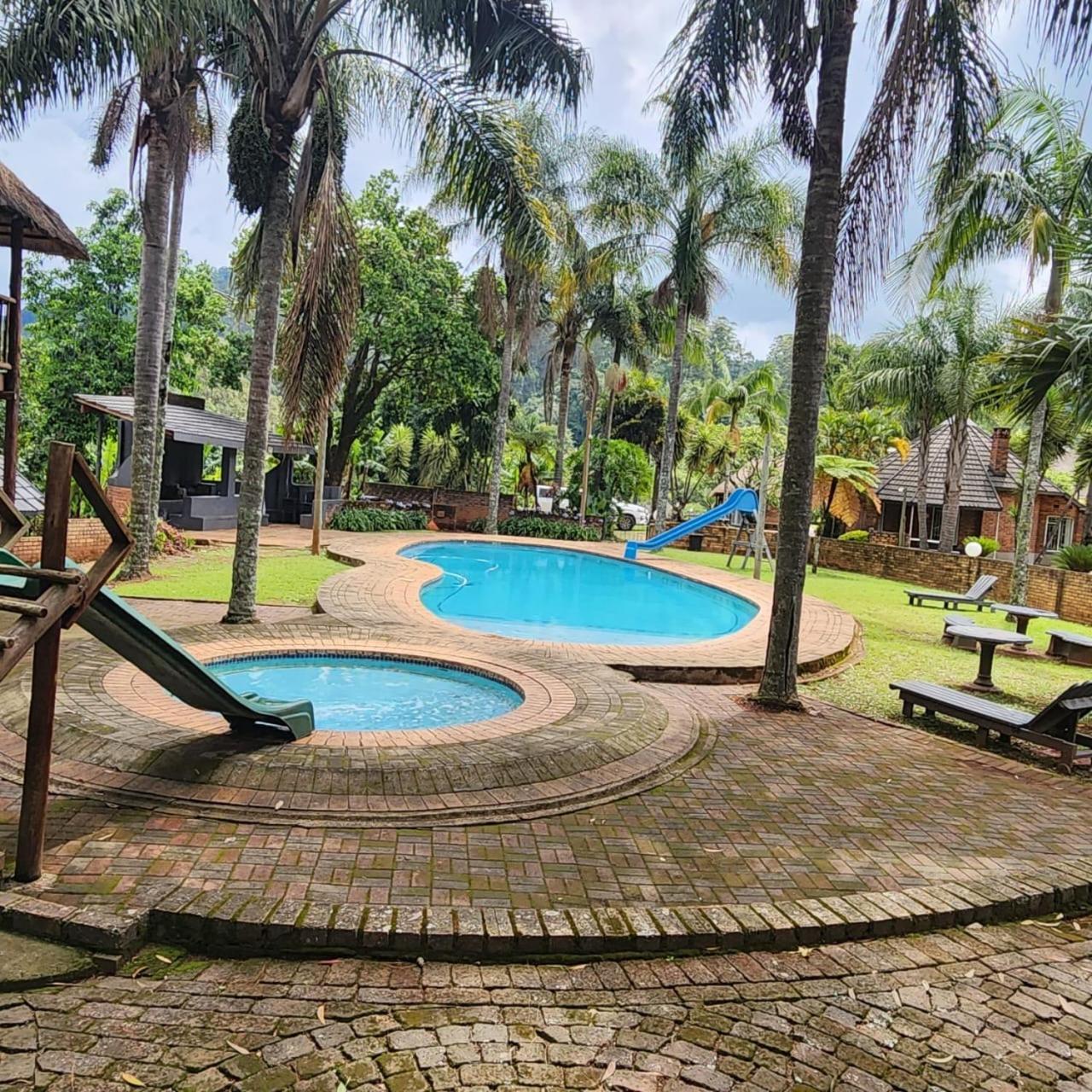 Magoebaskloof Mountain Lodge Тзанеен Екстериор снимка